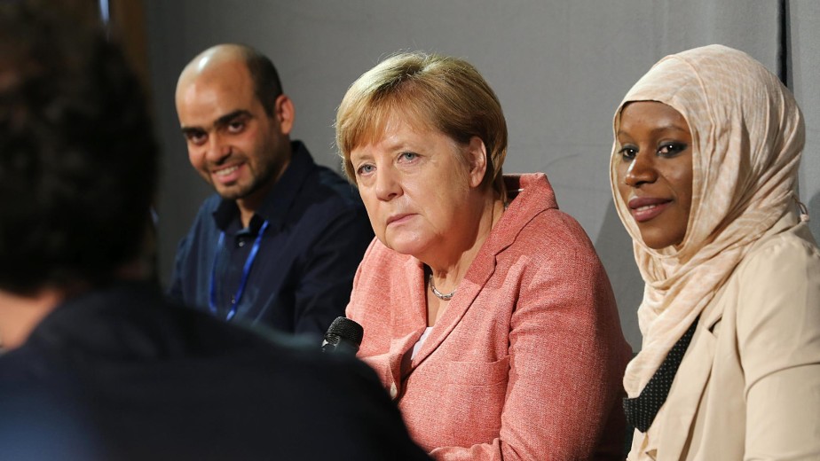 BAU student and Chancellor Angela Merkel