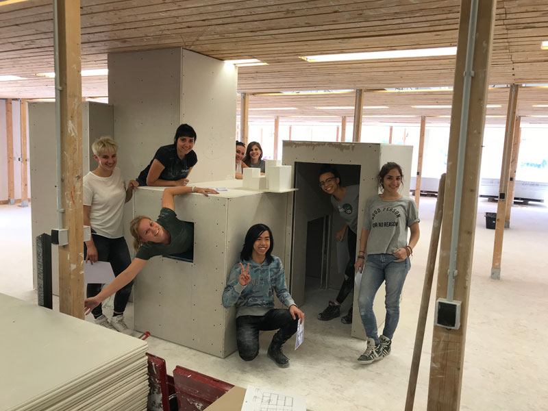 A-MAZE, a drywall pavilion built in real scale