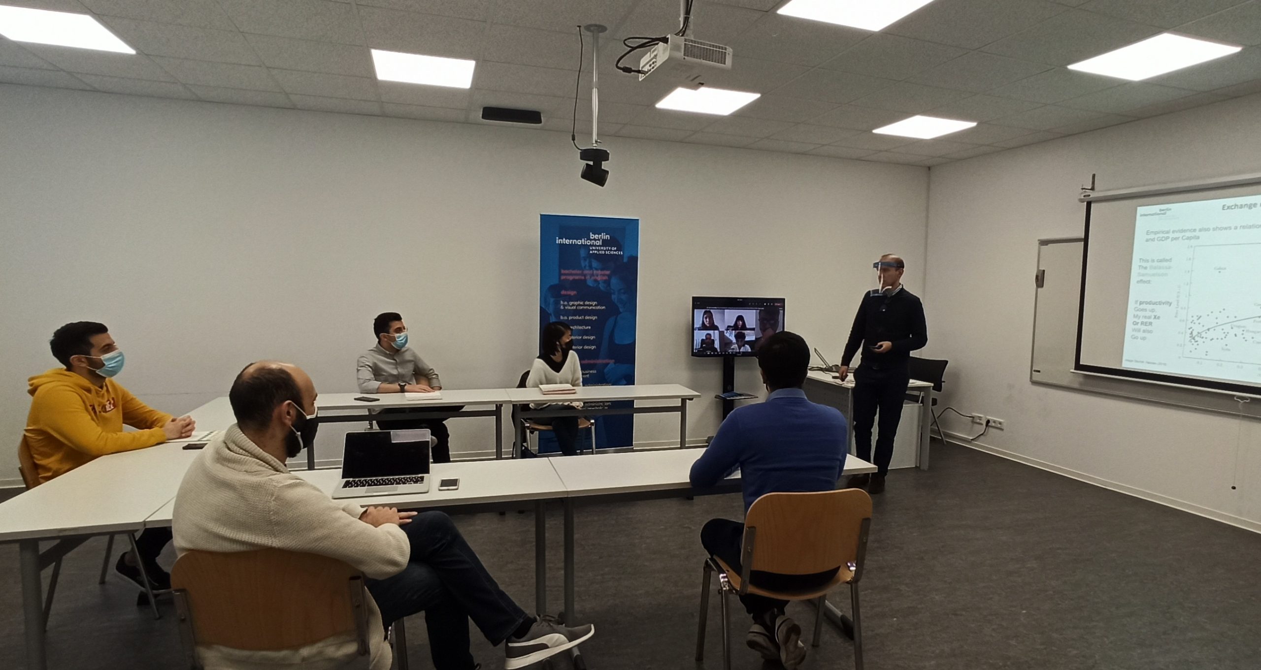 Hybrid teaching at Berlin International