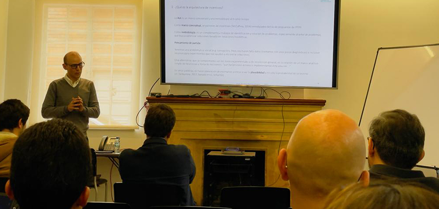 Prof. Dr. Erick Behar-Villegas at Fedesarrollo