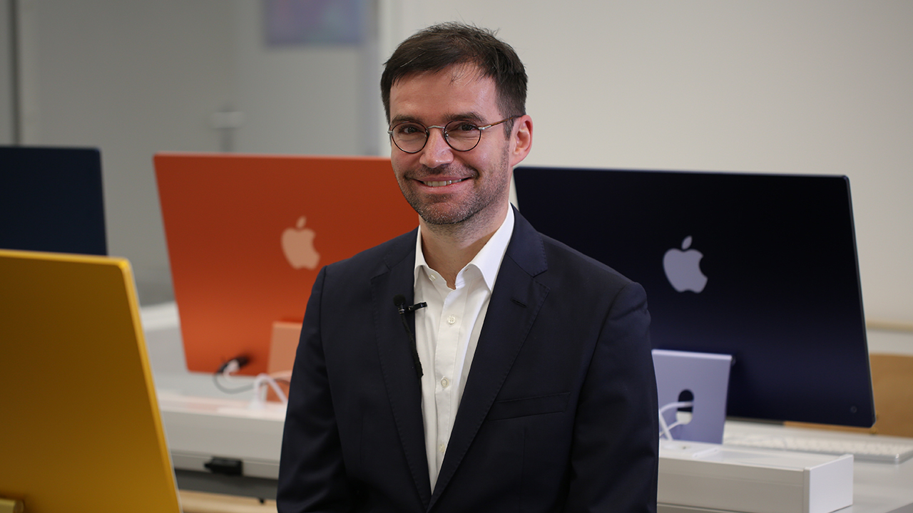 Prof. Dr. Florian Artinger about BA Data Science & Business