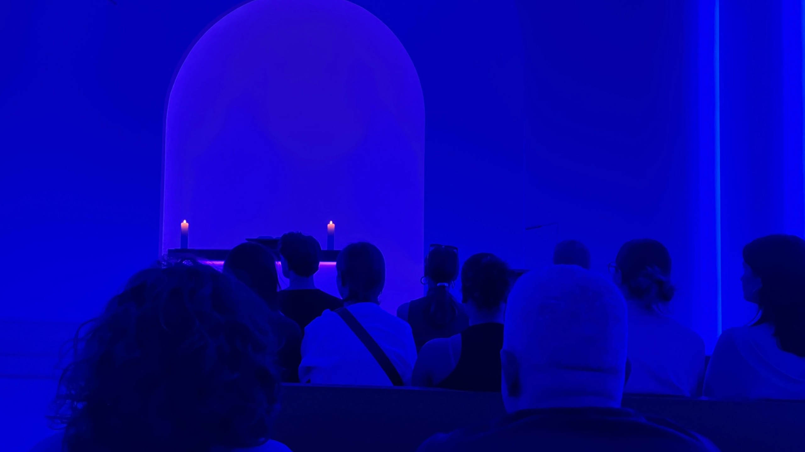 Erlebnis James Turrell-Kapelle: Licht, Raum und Wahrnehmung neu entdecken